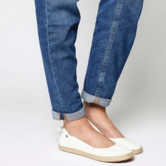 ugg indah flat